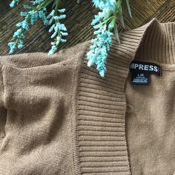 Brown Cardigan Sweater 🤎 - Picture 5 of 5